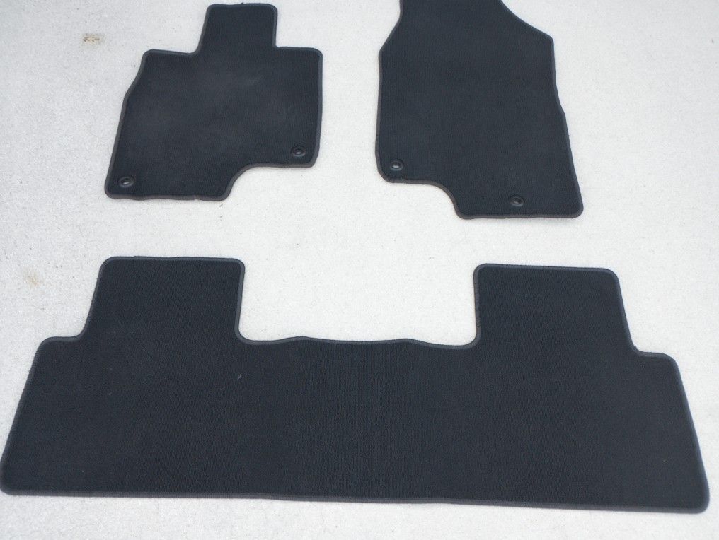 Acura RDX Carpeted Front And Rear Floor Mats
