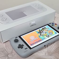 AYN Odin 2 Pro - Installed Games and Case