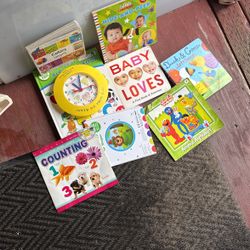 8 Reading 📖 Books With a Timer Clock 