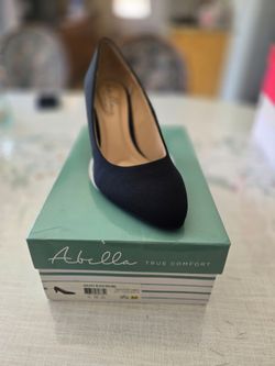 Abella true confort Galaxy shoe size 9.5M