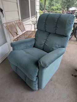 Free lazy boy rocker recliner