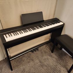 Casio Privia PX-135 digital piano/piano/keyboard 