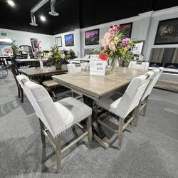 7 Pc Dining Table 