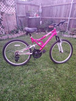 Used Girls bicycle 24" Huffy