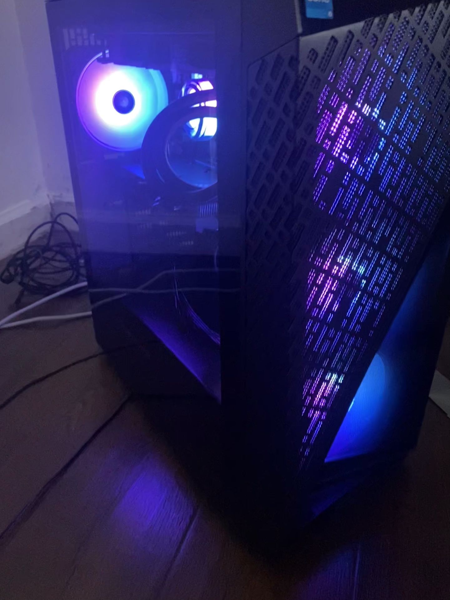 Intel I5-13600k/RTX 4060 Pc