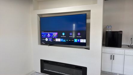 Samsung tv QLD Q65 excellent