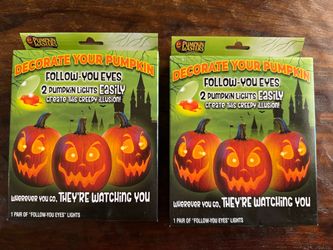 New! Pumpkin Masters - Eyes follow you.
