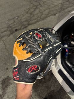 Rawlings Heart of the Hide Baseball glove