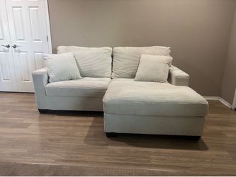 White Sectional Couch Free Delivery 🚚