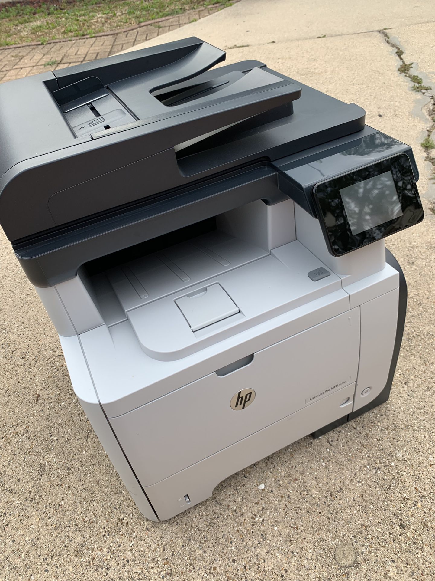 HP LaserJet Pro MFP M521dn All-in-One Printer