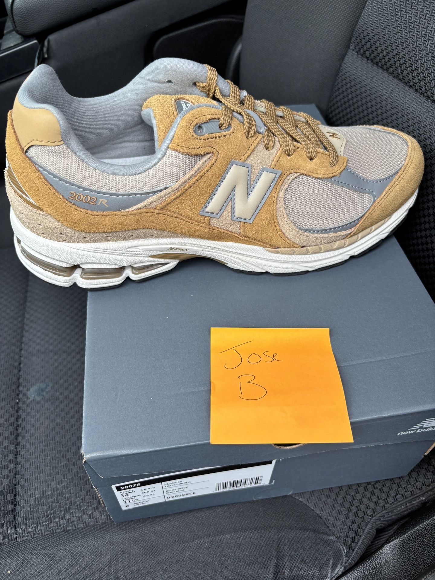 New Balance Sz 10 DS 2002r