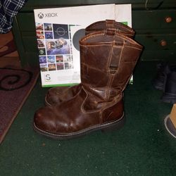 Wolverine  Size 9