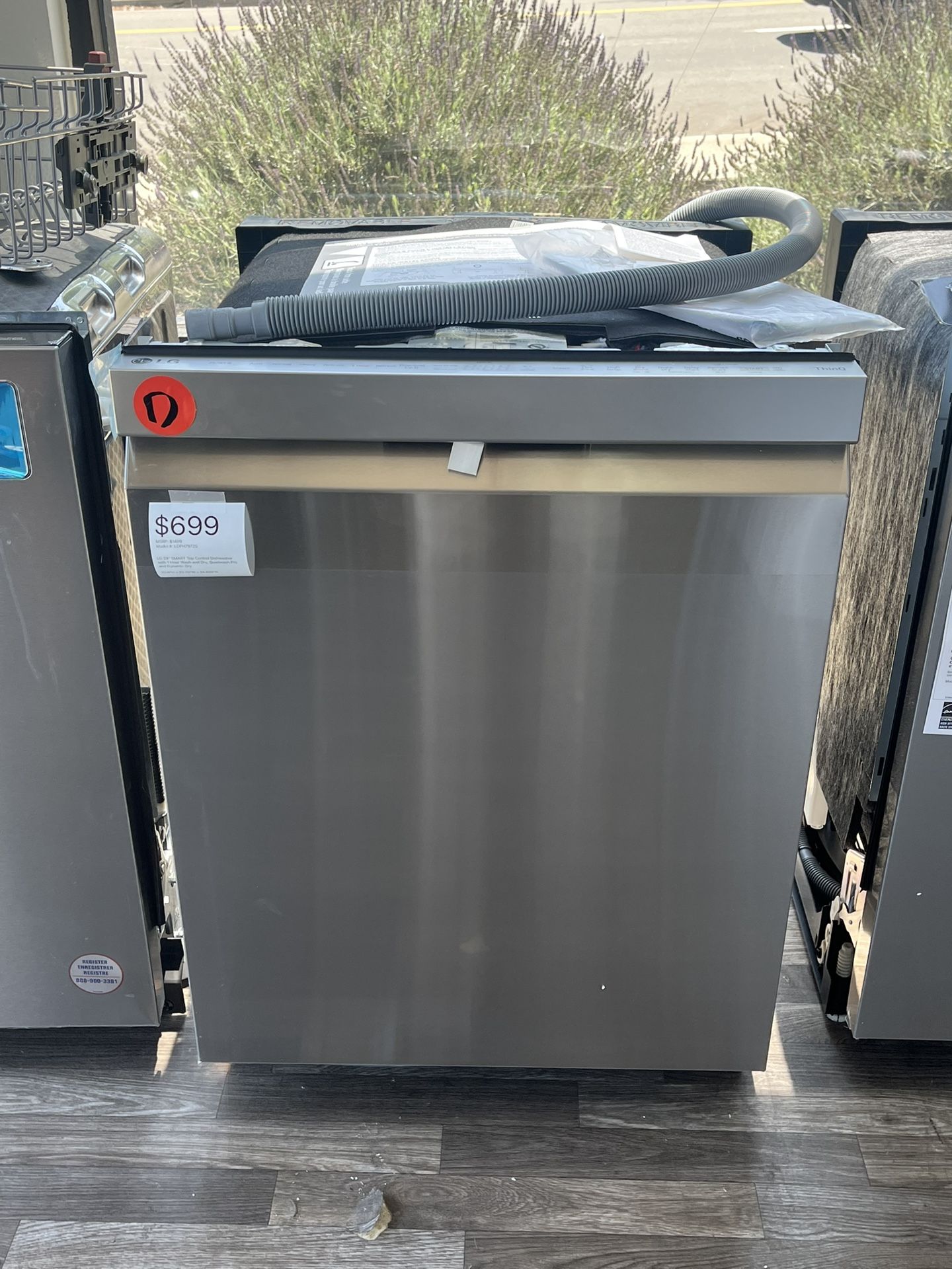 $699 LG Dishwasher 24” SMART Top Control, 1 Yr Warranty