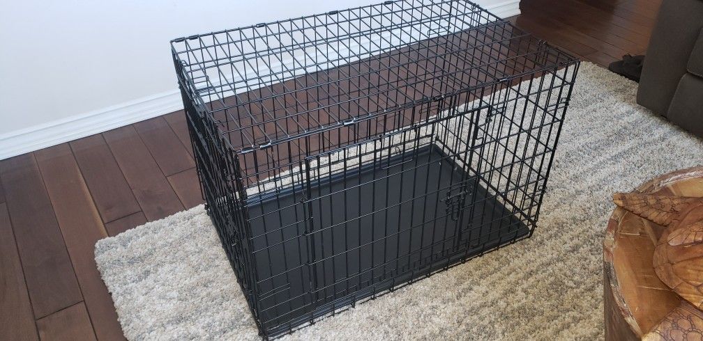 Large DOG Kennel (Very Good Condition)