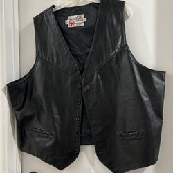 Leather Vest Men’s excel and condition