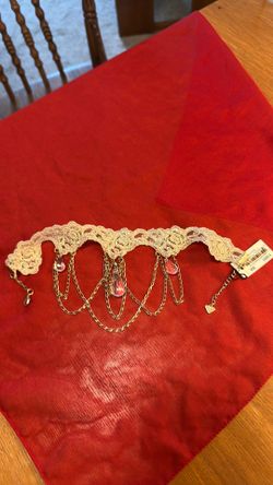 Drop  Lace Choker  / Chains and 3 clear Teardrops