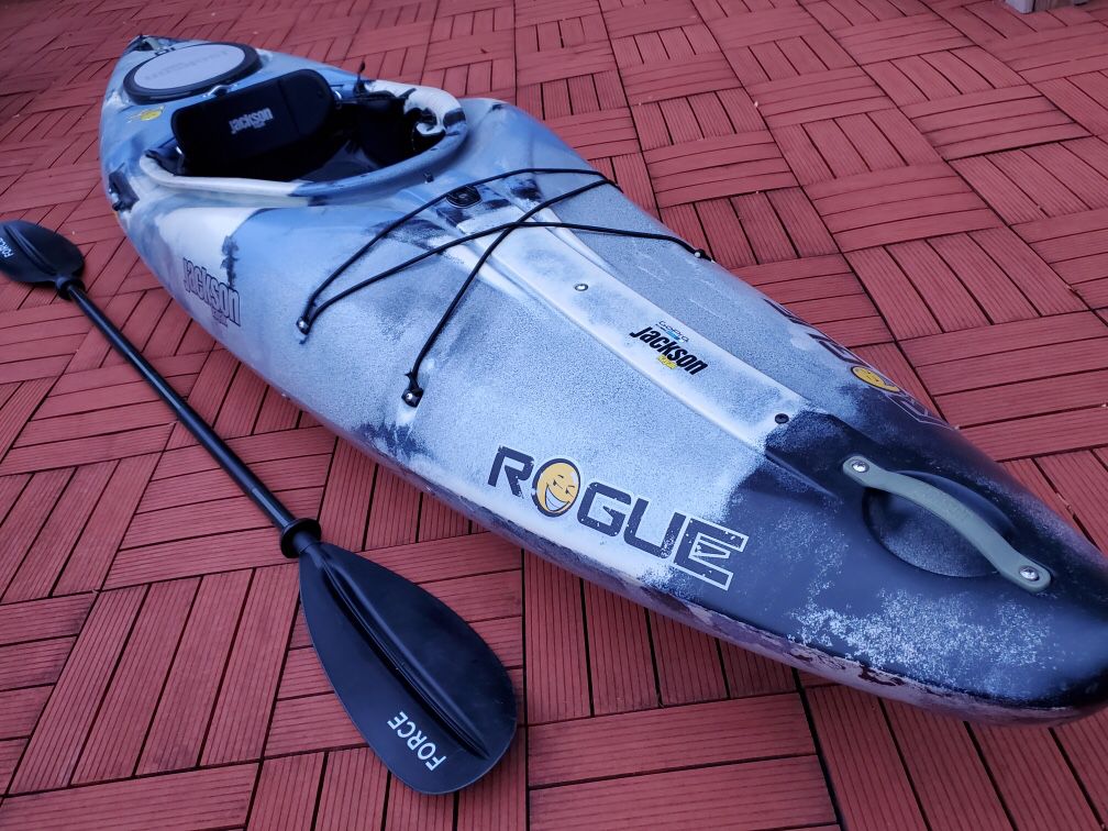 Jackson Rogue hybrid Kayak