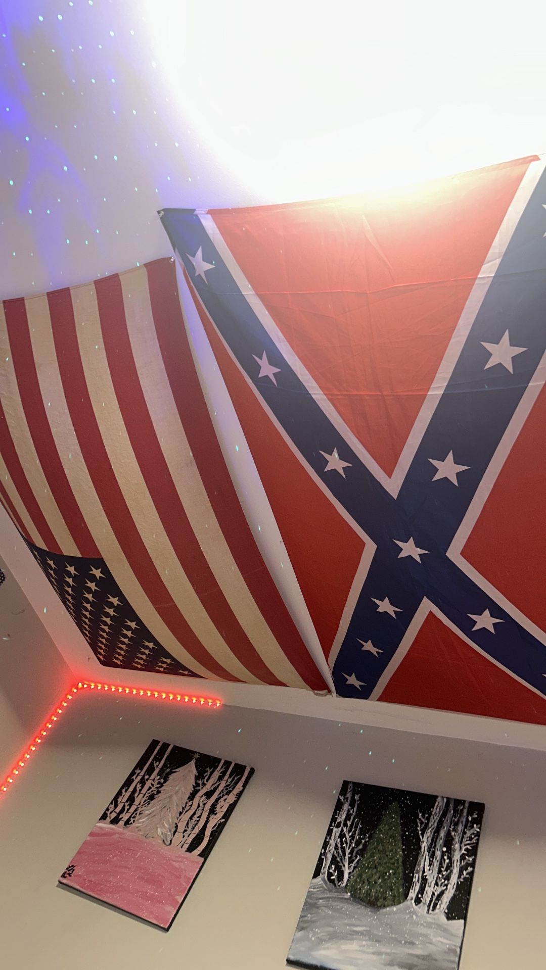 2 Flags
