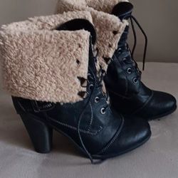 Nine WEST Lace-up Leather, Fux Fur Boots