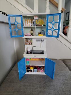 Kids Little Kitchen Sink And Items
