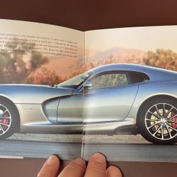 2015 SALES BROCHURE DODGE/SRT