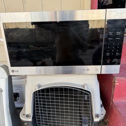 LG Microwave