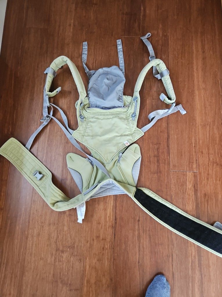 Ergobaby Carrier