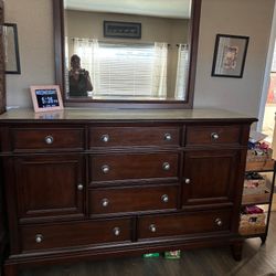 Solid Wood Dresser & Mirror - Great Condition 