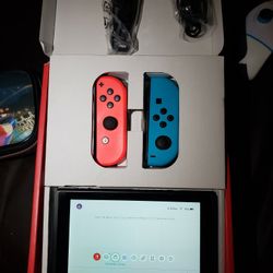 Mario KART 8 DELUXE BUNDLE 