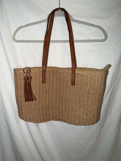 BN Woven Straw Tote Bag with Leather Like Straps and Tassel