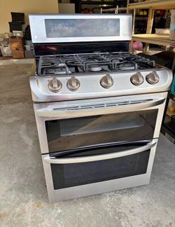 LG - Gas Double Oven with Convection