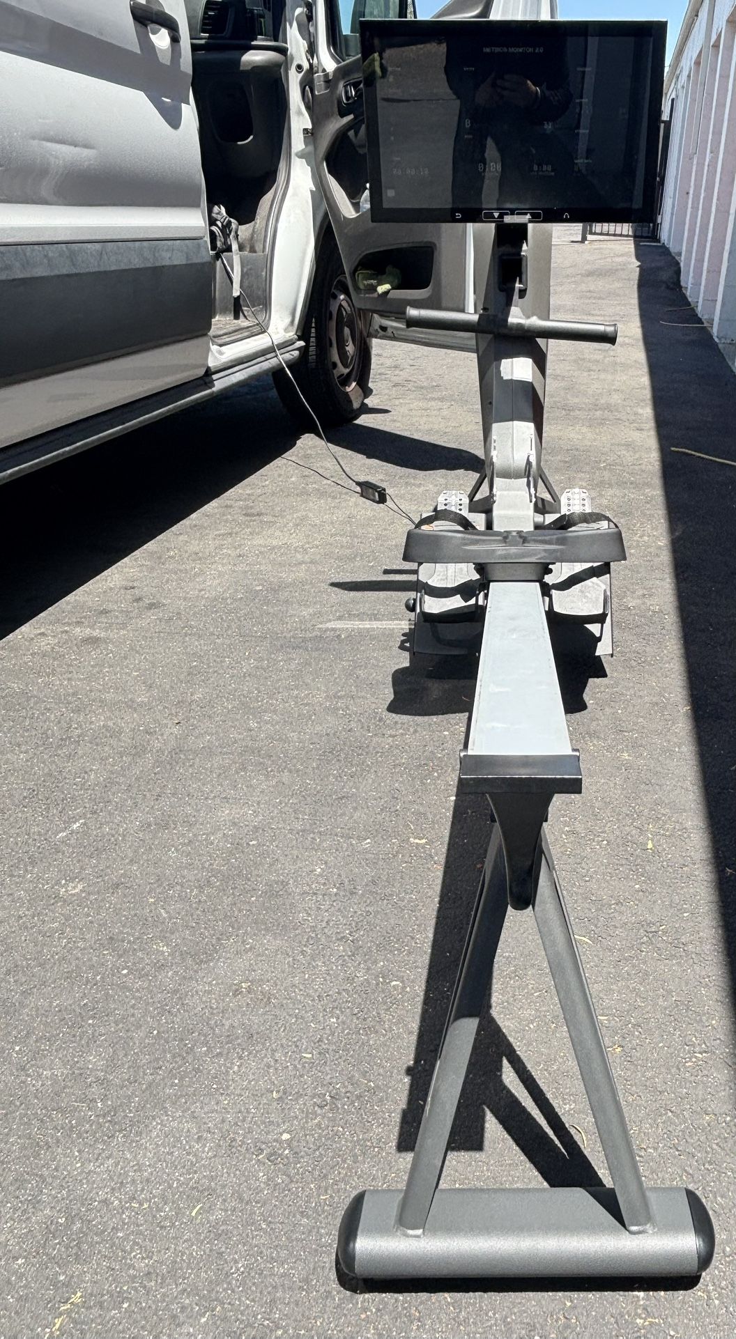 Aviron Rowing Machine (Delivery Included)