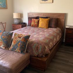 Pottery Barn Big Daddy Antique Reclaimed Wood Queen Bed