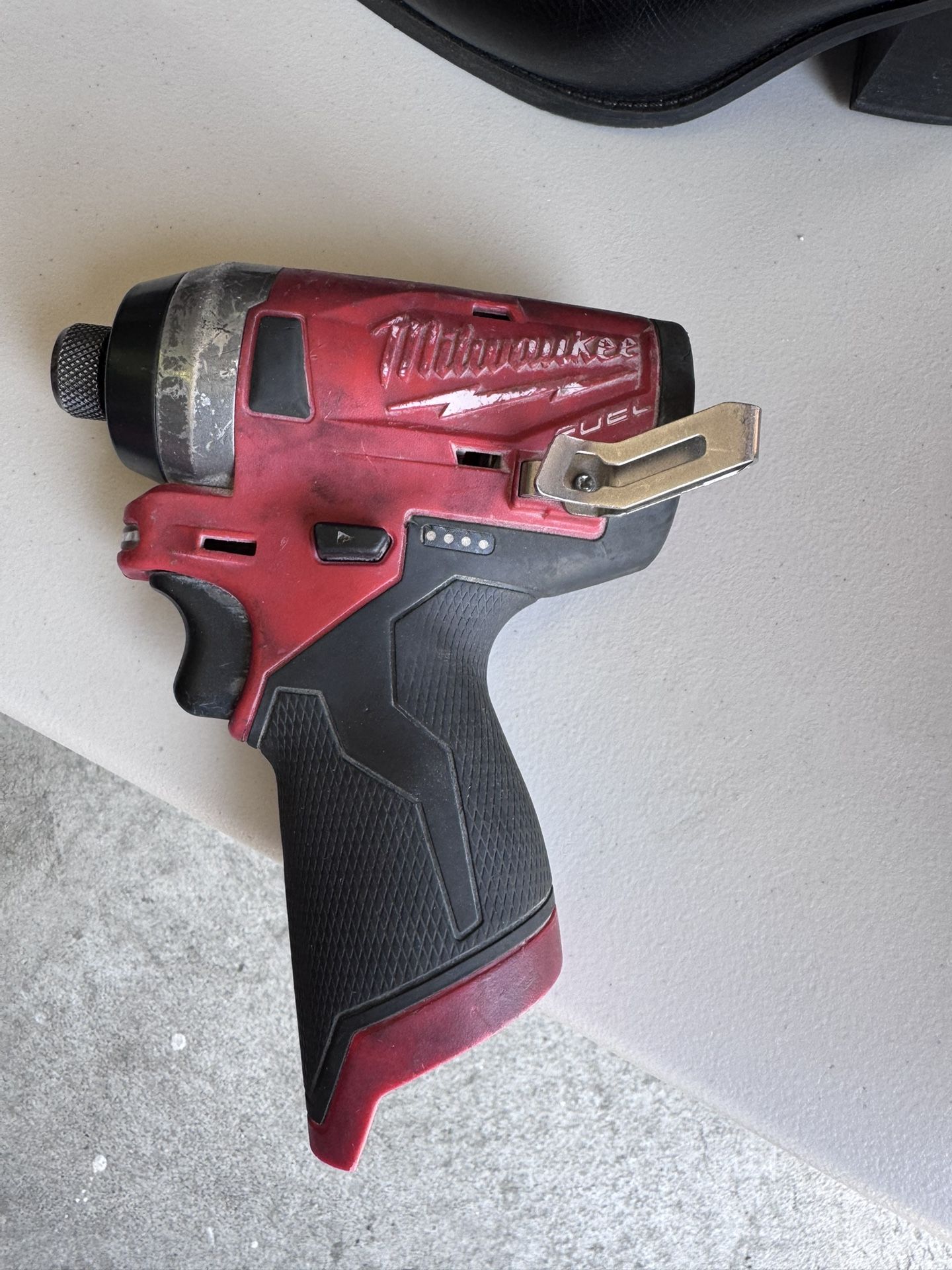 Milwaukee M12 Impact