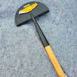 DeWalt Hoe Wood Handle Steel Blade Garden Tool
