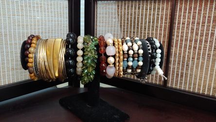 Bracelet Lot