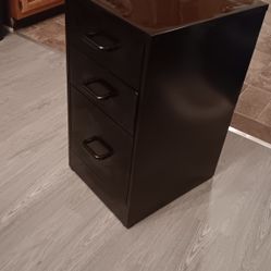 3 Drawer File Cabinet 