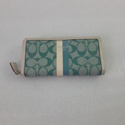 Coach Large Zip Around Wallet 
