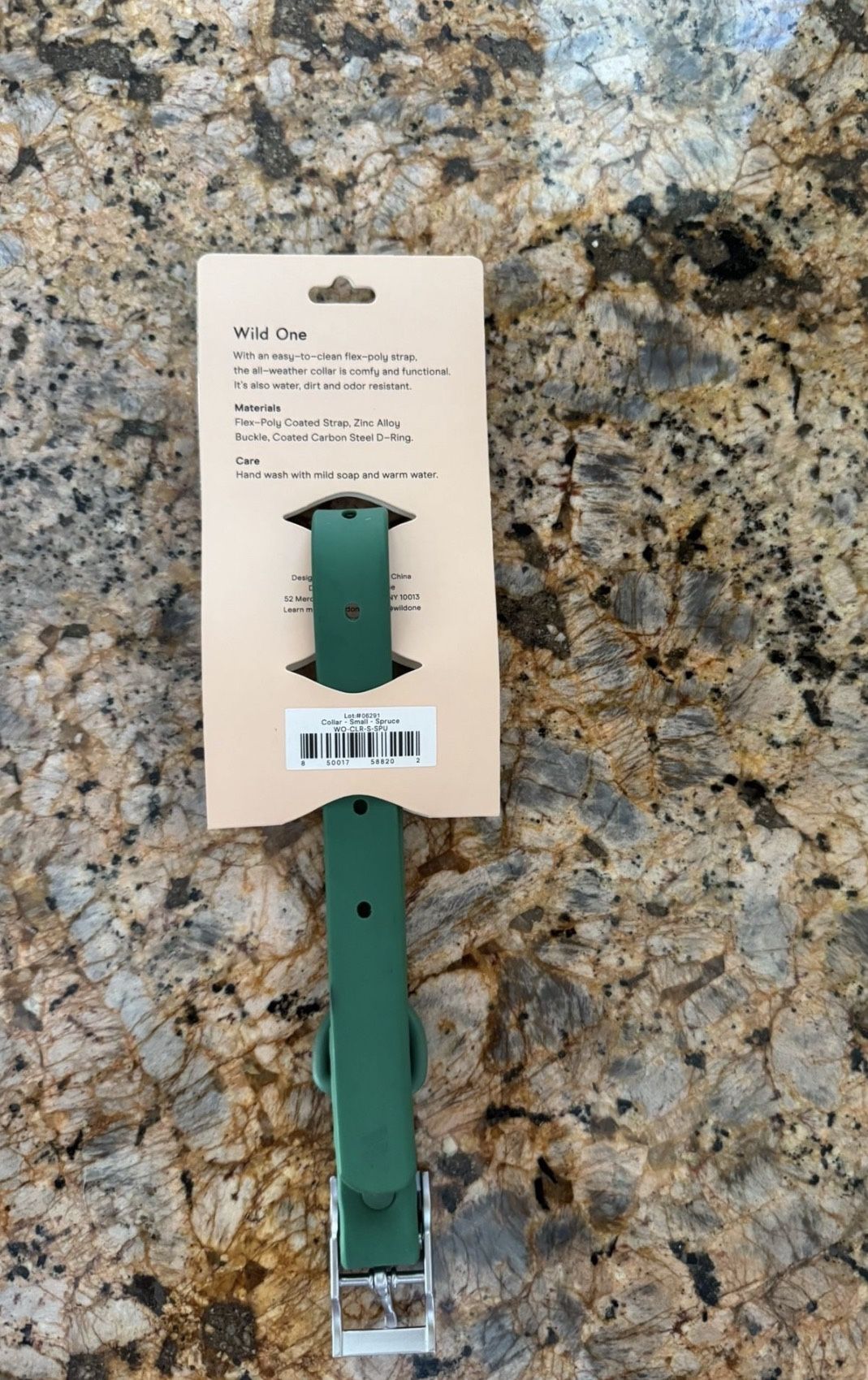 Wild One Green Waterproof All-Weather Dog Collar Size S 8-12 in Christmas Spruce