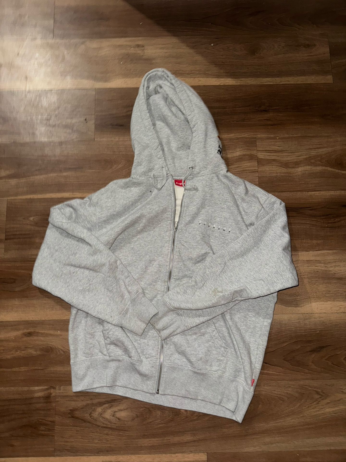 Supreme grey zip up size L 
