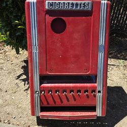 Antique  Cigarettes  Machine 