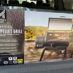 Brand New Pallet Smoker In Box Never Opened