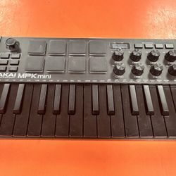 Akai MPK Mini Keyboard Controller