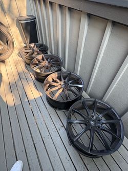 Platinum Wheels 20x8.5 5x120