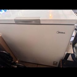 Freezer 7 cu ft