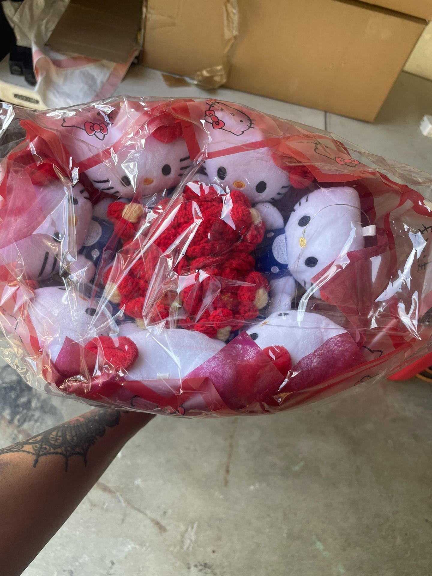 Super Cute Hello Kitty Bouquets