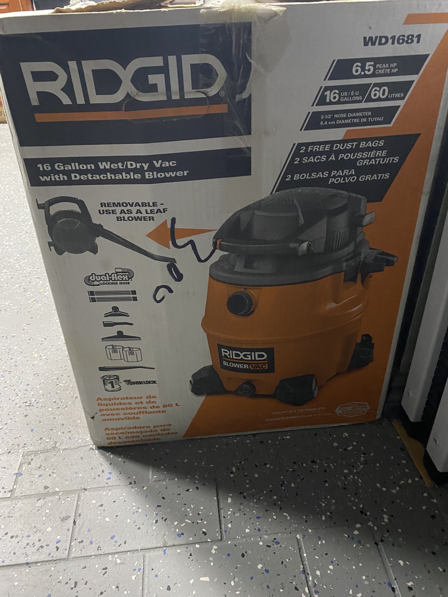 Brand new shop vac
