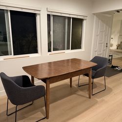 Solid wood extending dining table