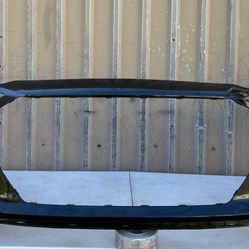 2017 2018 Hyundai Elantra Front Bumper Original 