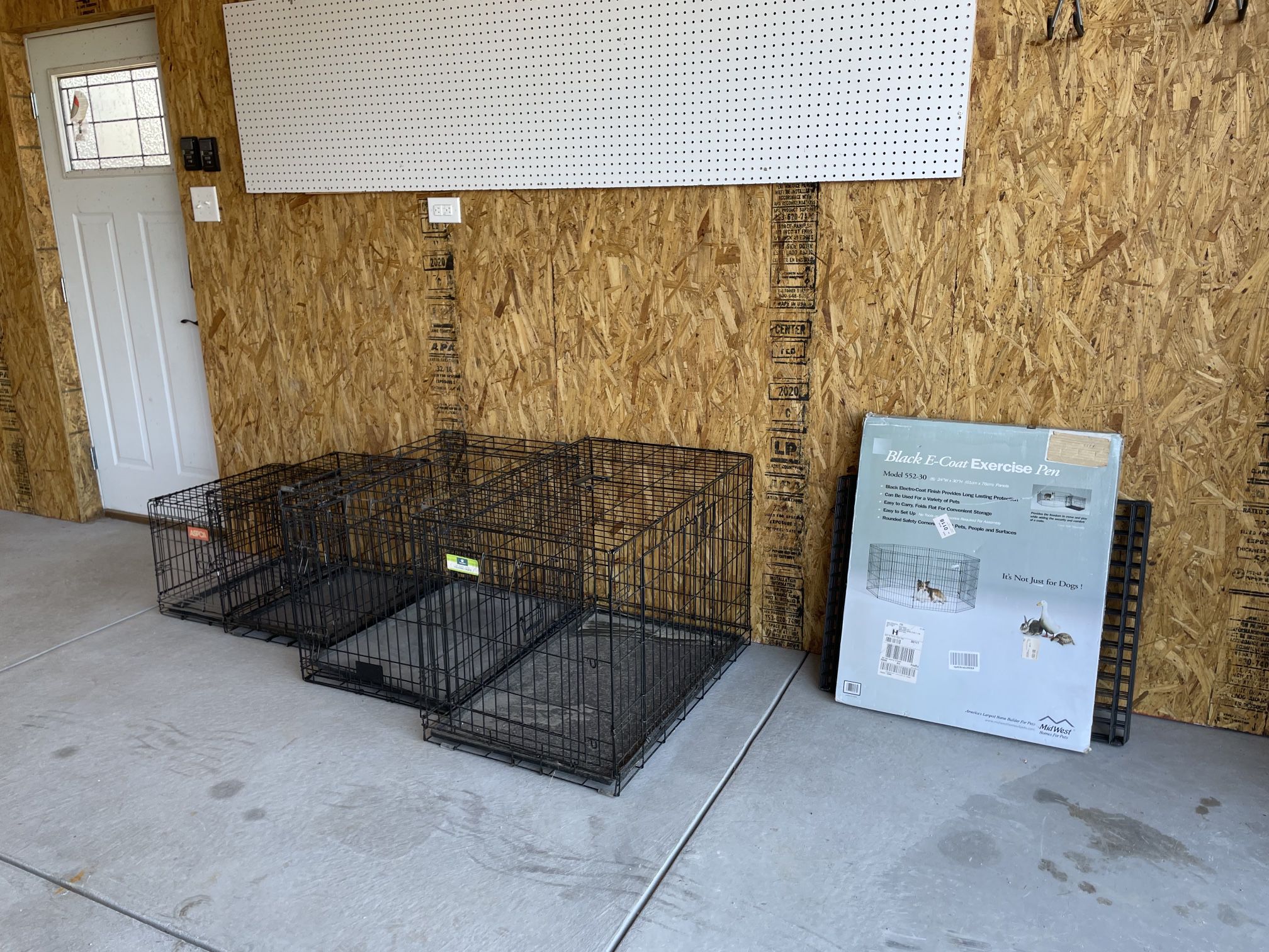 Dog Crates - Multiple Sizes And Configurations
